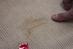 落ちないシミ