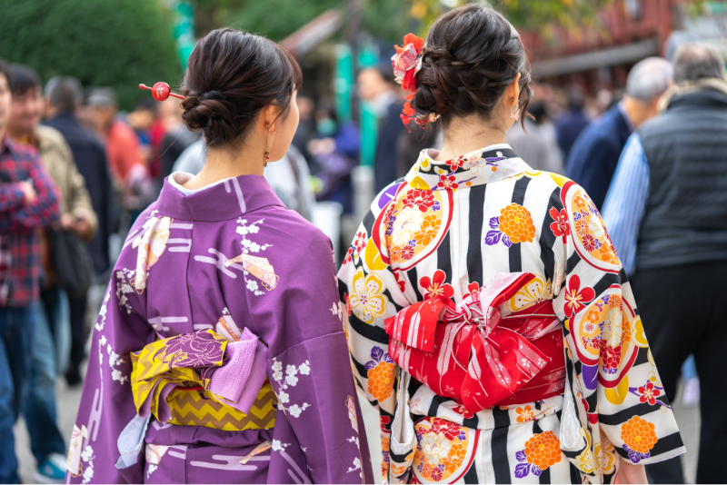 浴衣姿の女性