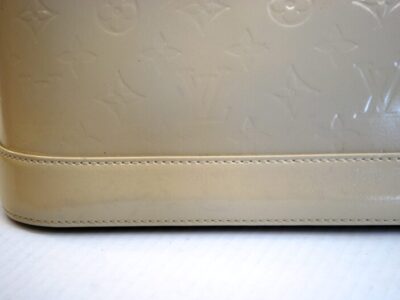 アフター：ルイヴィトンのエナメルバッグメンテナンス