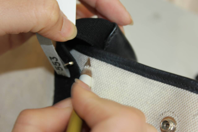 バレンシアガ キャンバスバッグの染め直し