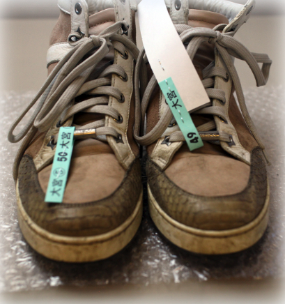 ジミーチュウのスニーカー(クリーニング前)